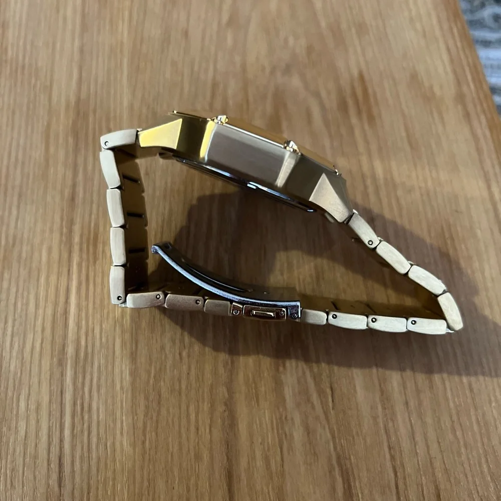 Versus Versace Gold and Black Men's Watch - Picture 8 of 8